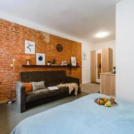 Holiday In For You Апартаменты *
